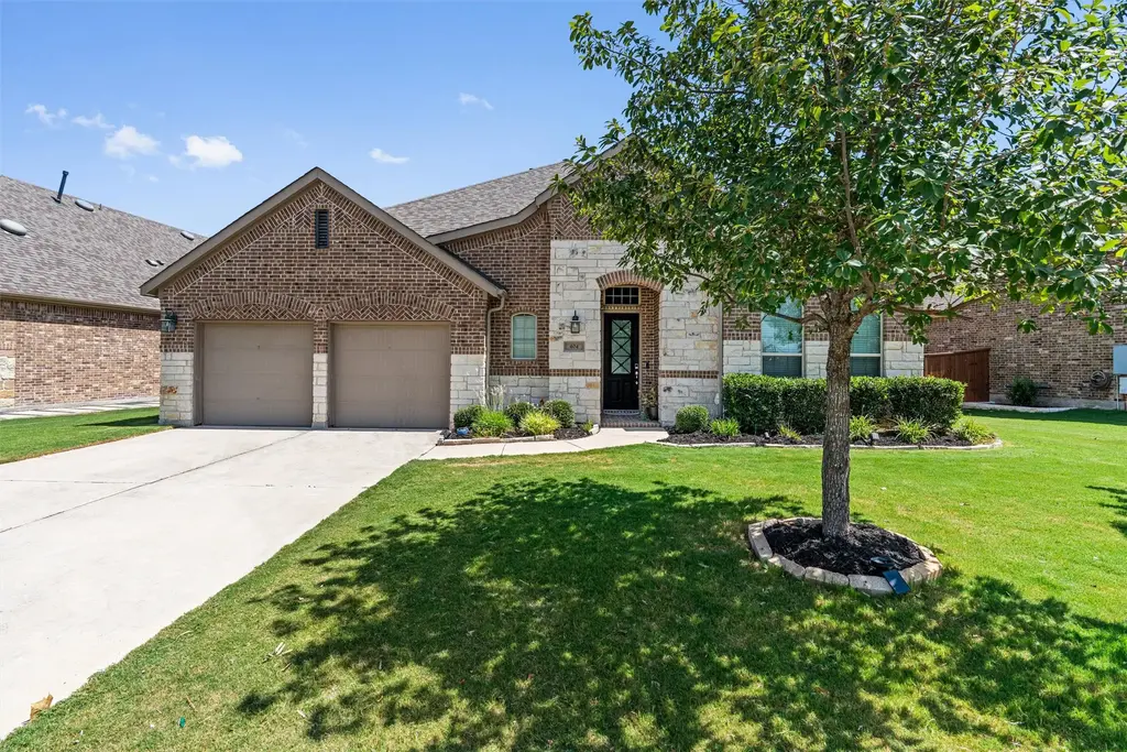 404 Miracle Rose Way, Liberty Hill