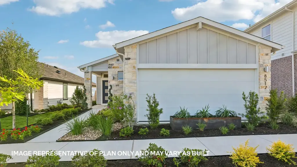 8412 Rhinestone Road, Mustang Ridge