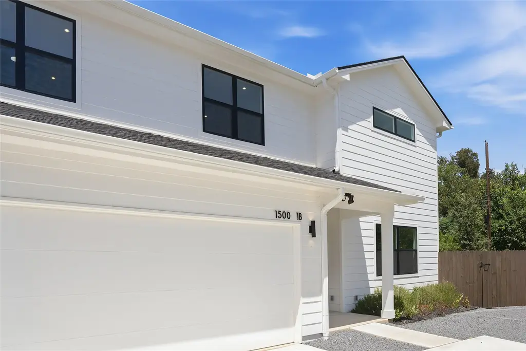 1500 Sylvan Glade A, Austin