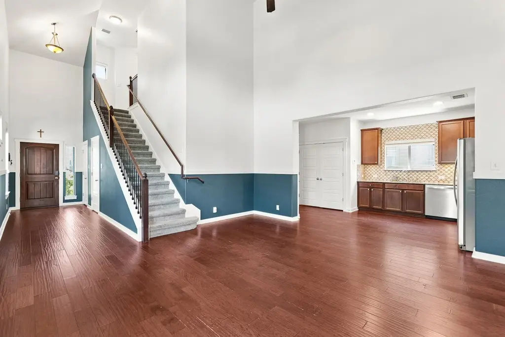 2101 Rivers Edge Way 25, Austin