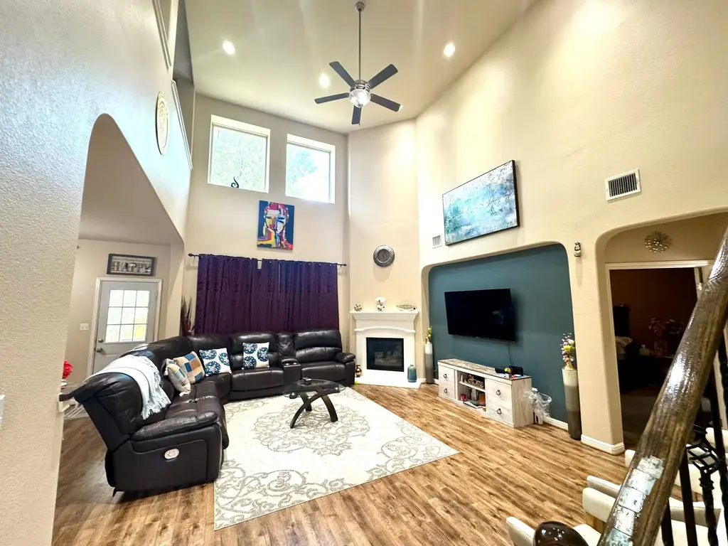 615 Seminole Canyon Drive, Georgetown