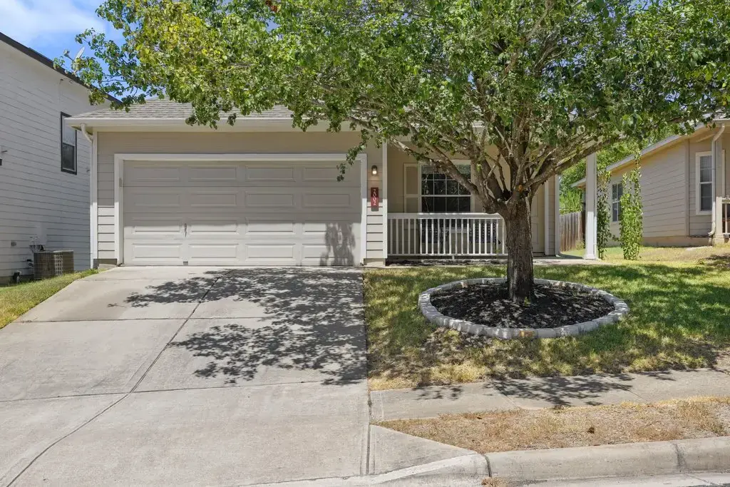 2002 Charlotte Estates Drive, Austin