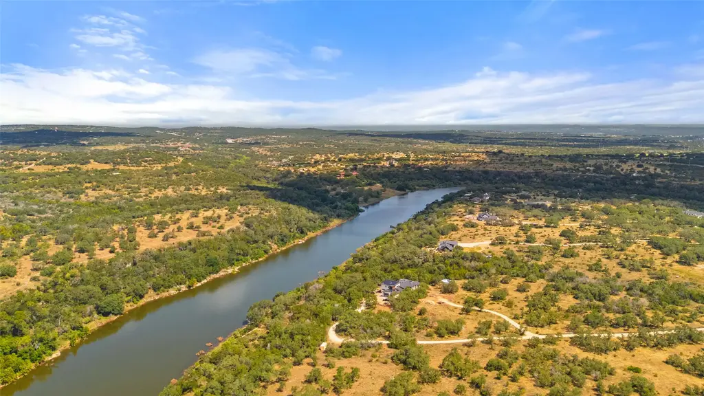 10 Pedernales Canyon Trail, Spicewood