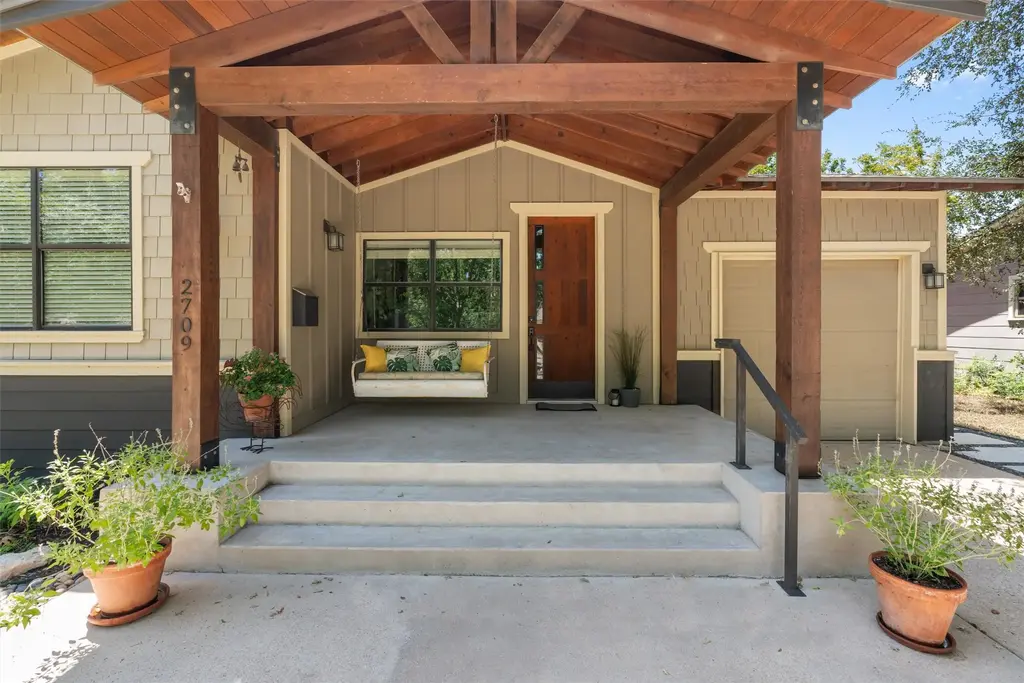 2709 Geraghty Avenue, Austin