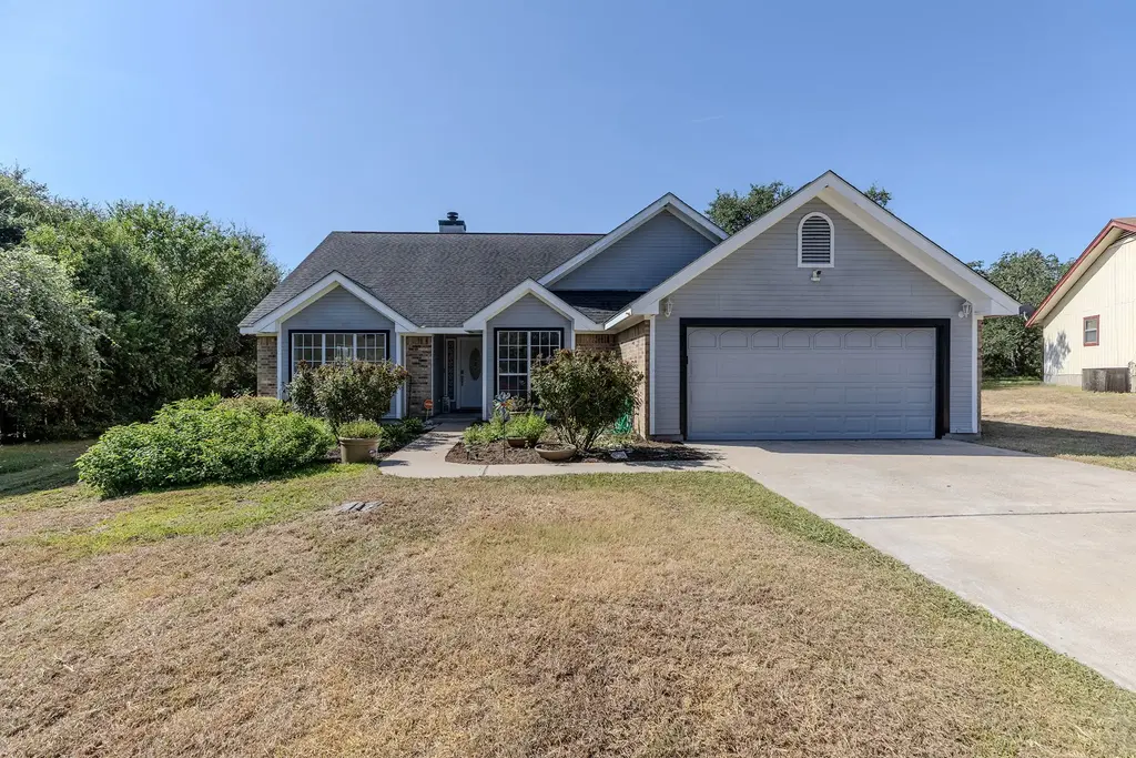 703 Post Oak Circle, Cedar Park