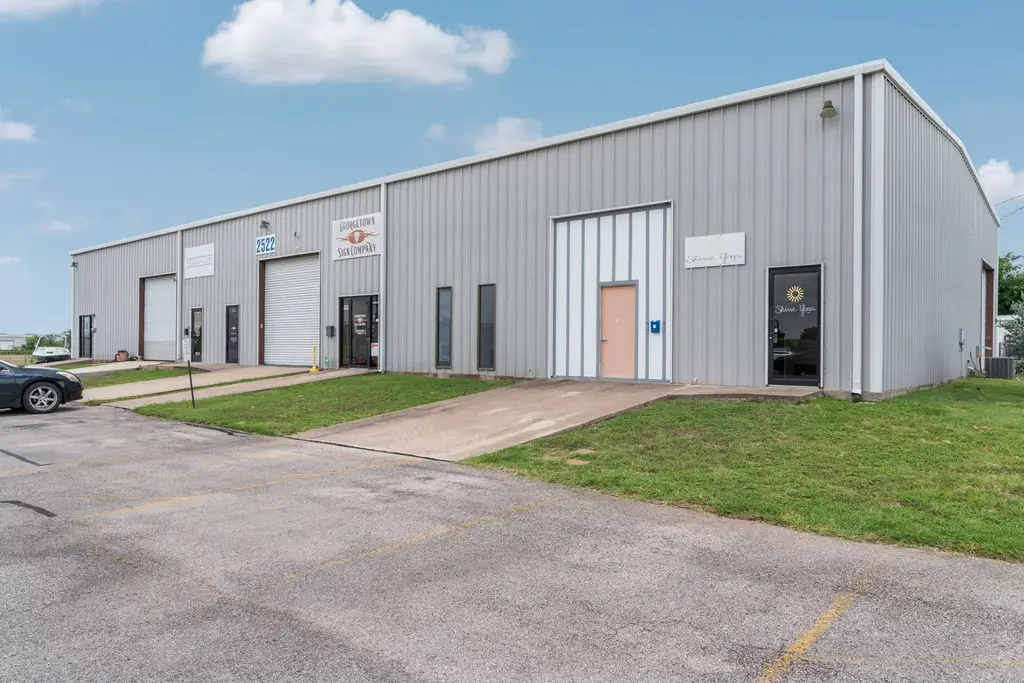 2522 Shell Road E, Georgetown