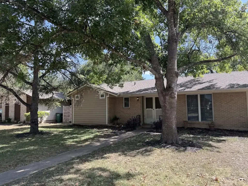 1901 Vallejo Street, Austin