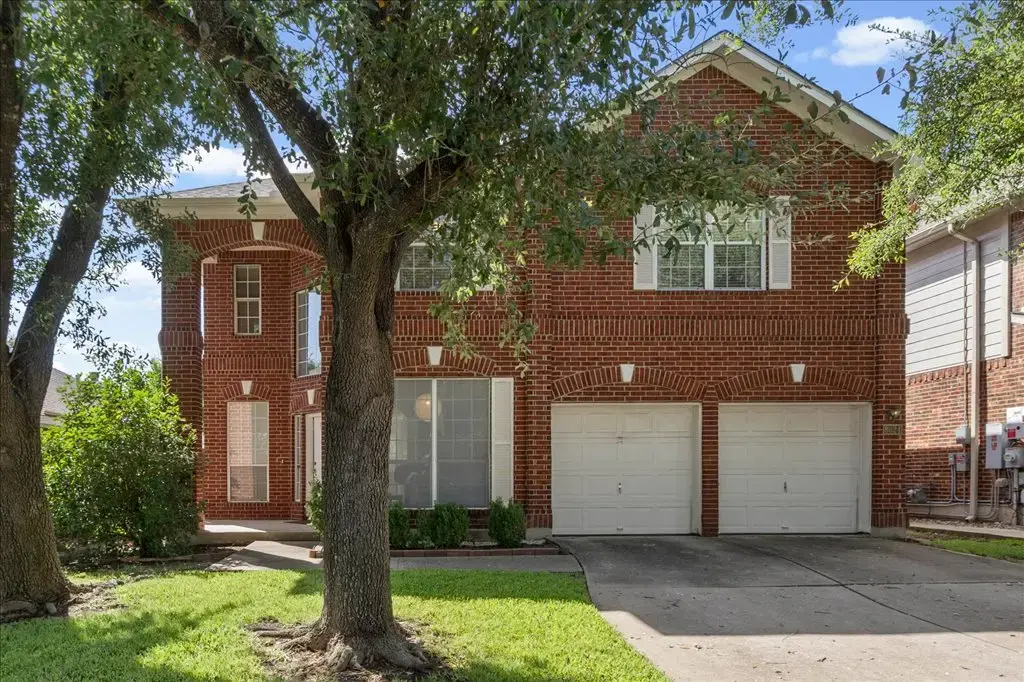 8024 Whitworth Lane, Round Rock