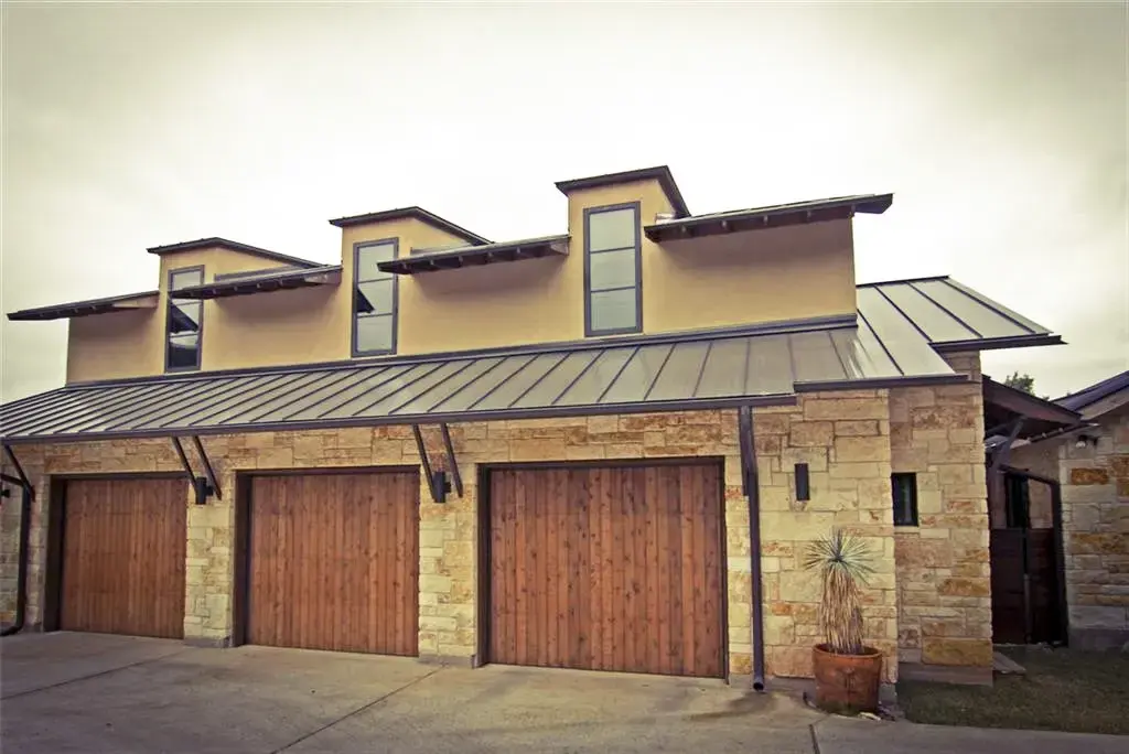 7080 Comanche Trail - Garage Apartment, Austin