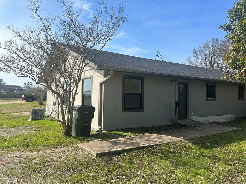 4806 Navarro Creek Road A, Del Valle
