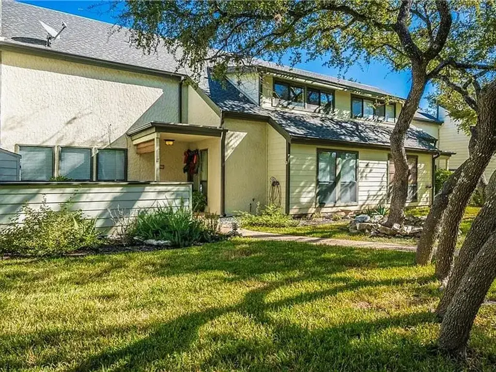 17 Casa Verde Street 17, Lakeway