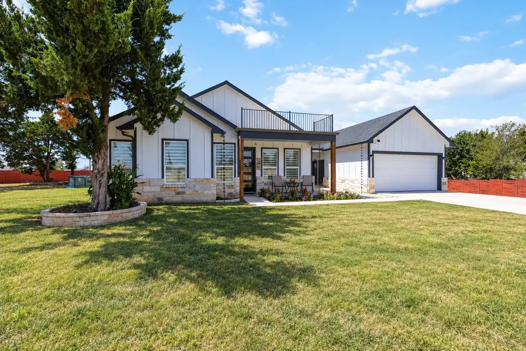 123 Zacate Street, Elgin