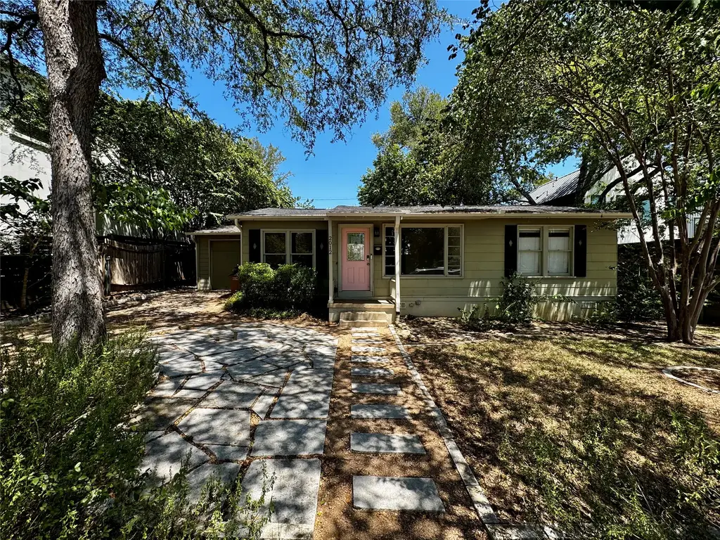2012 De Verne Street, Austin