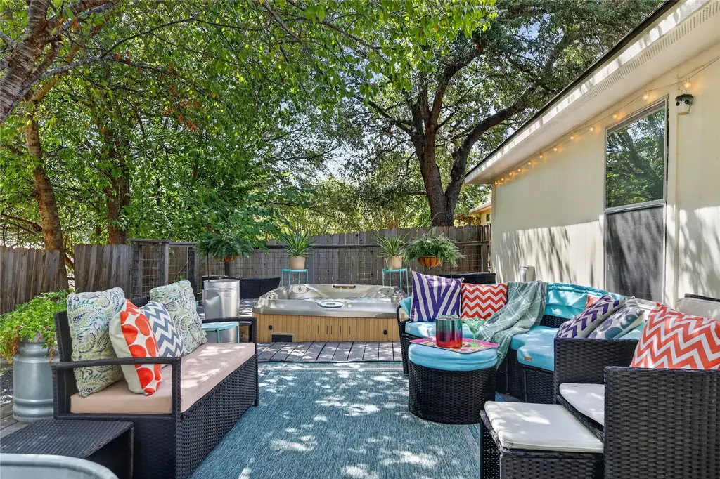 9213 Grant Forest Drive, Austin