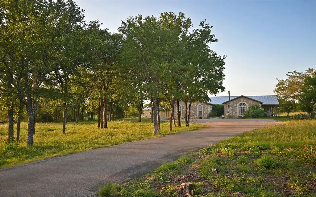 101 Stadium View Drive, Marble Falls