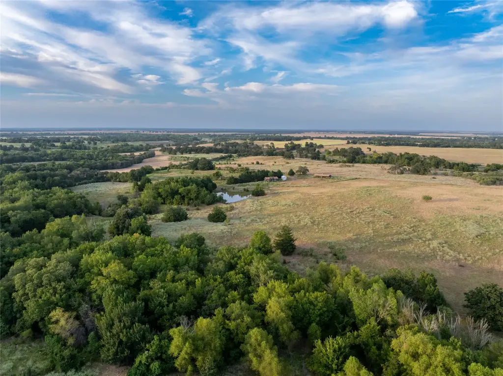 238 County Road 337, Rosebud
