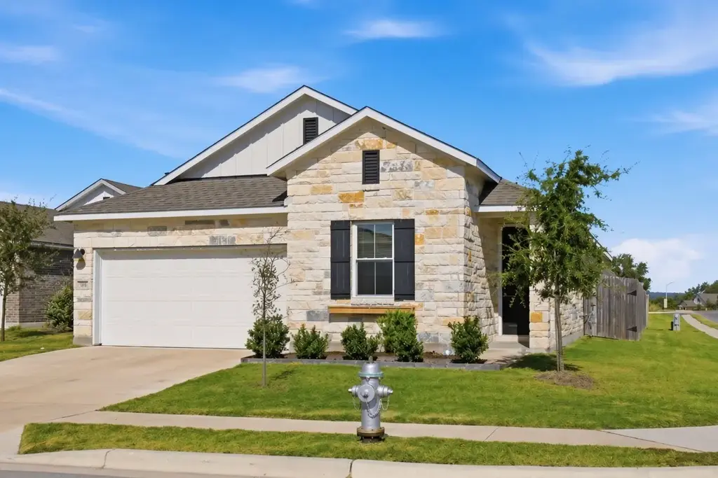104 Ladolia Lane, San Marcos