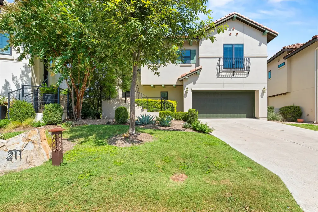 211 Honey Creek Court 6, Austin