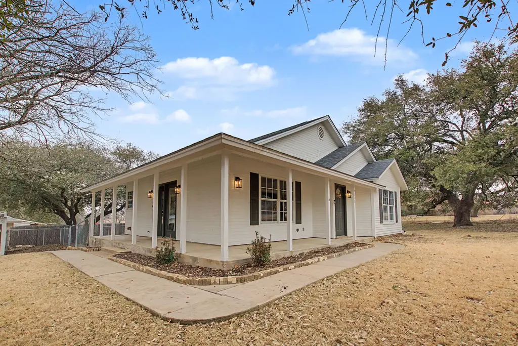 4308 Mountain View Drive, Kingsland