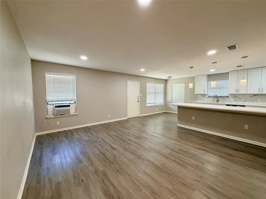 1403 Long Branch Drive, Georgetown