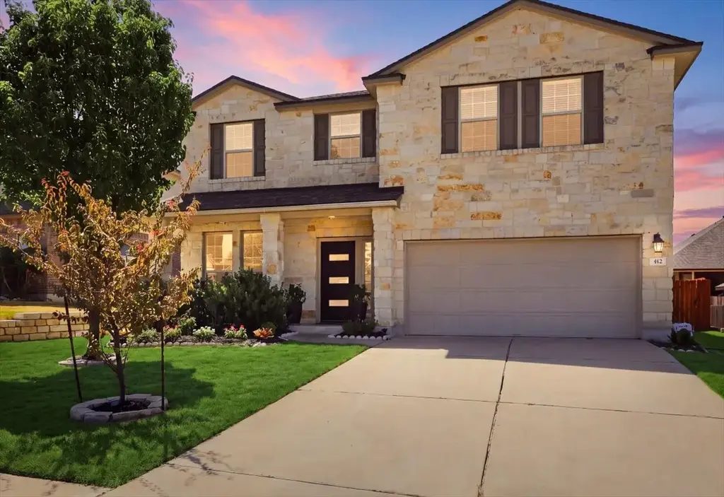 412 Alsatian Lane, Leander