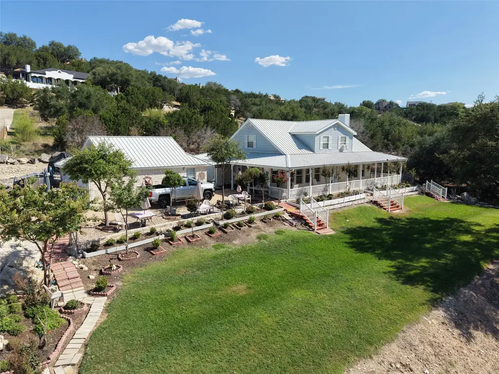 403 Sinclair Drive, Spicewood