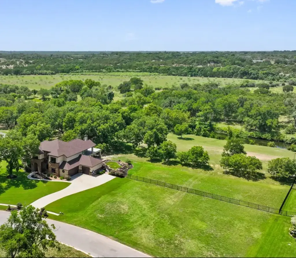 404 Golden Eagle Way, Liberty Hill