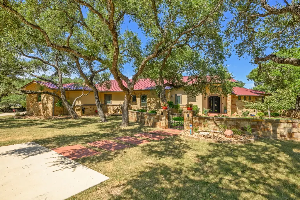 1273 Ranchers Club Lane, Driftwood