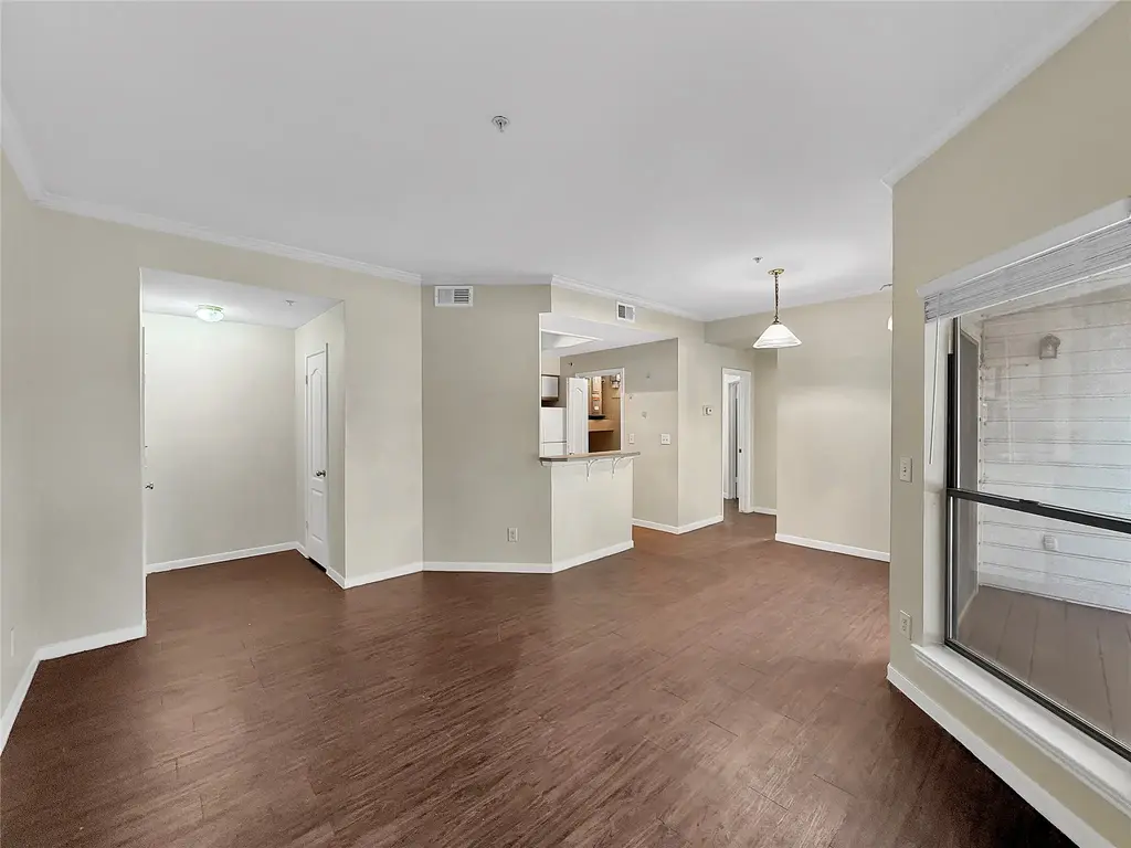 6000 Shepherd Mountain Cove 1020, Austin
