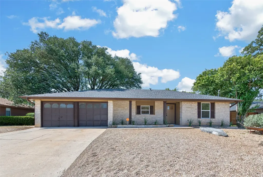 503 Lakeway Drive, Georgetown
