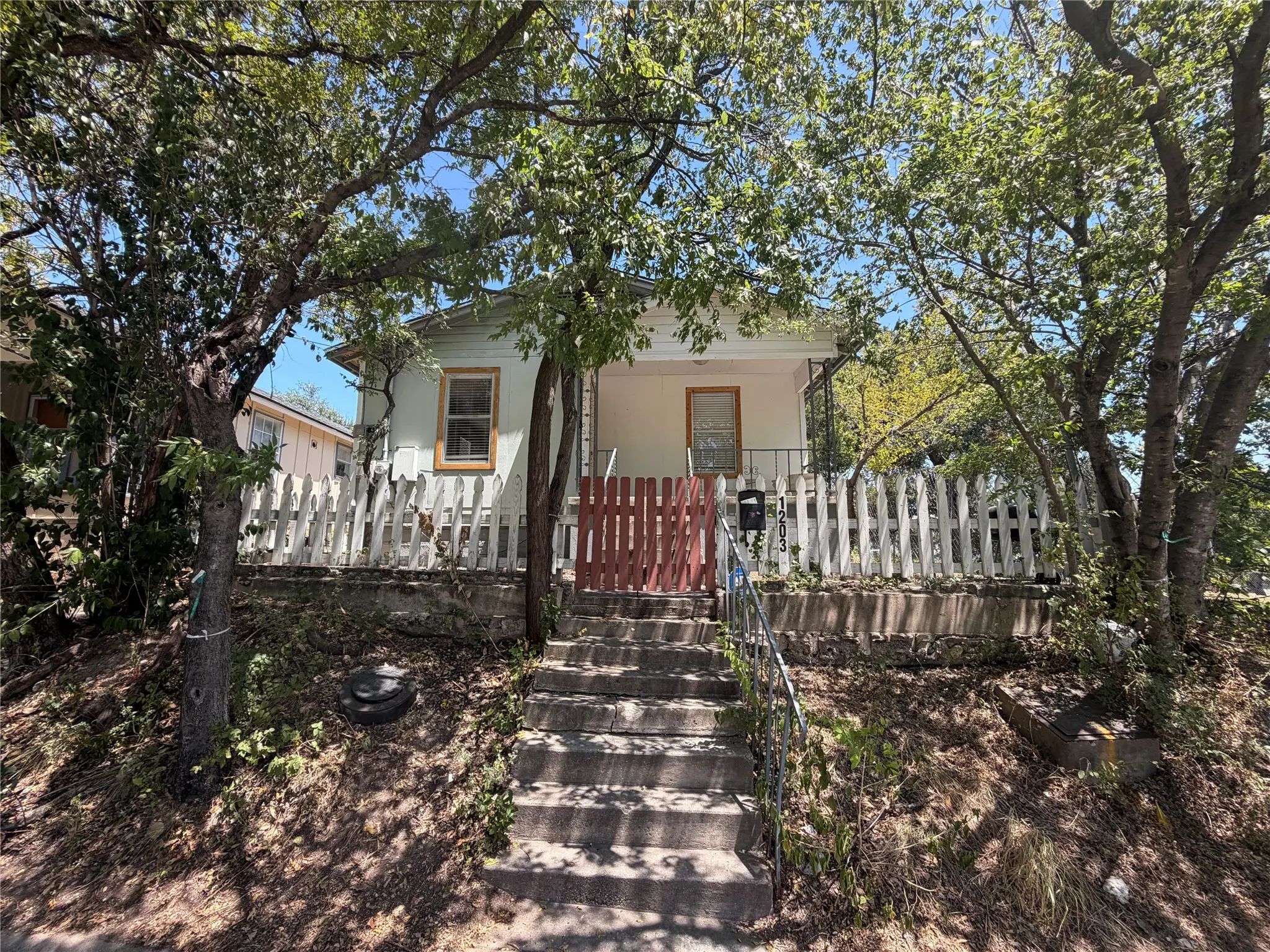 Photo of Listing #5732495