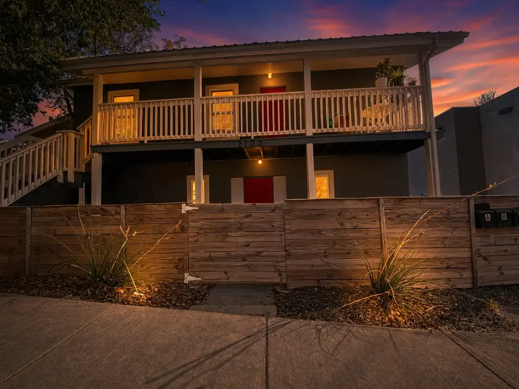 2103 Rosewood Avenue A, Austin