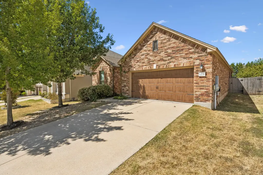 1113 Yellow Iris Road, Leander