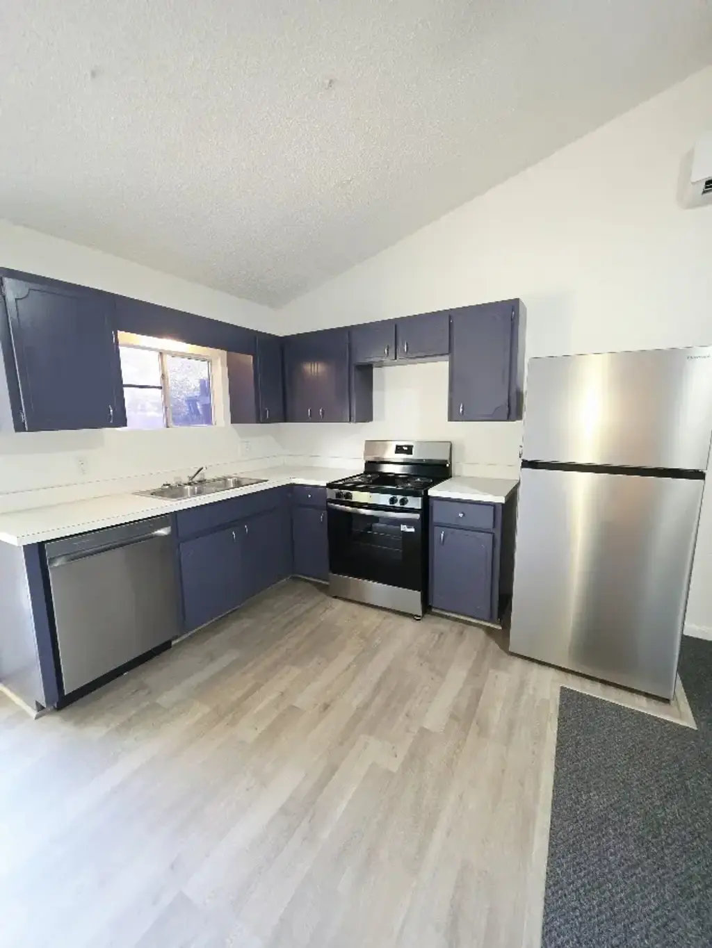 100 Quail Run Road 5, Martindale