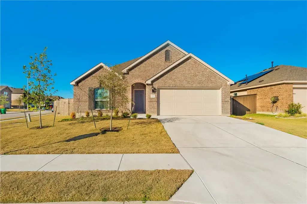 12100 Mossygate Trail, Manor