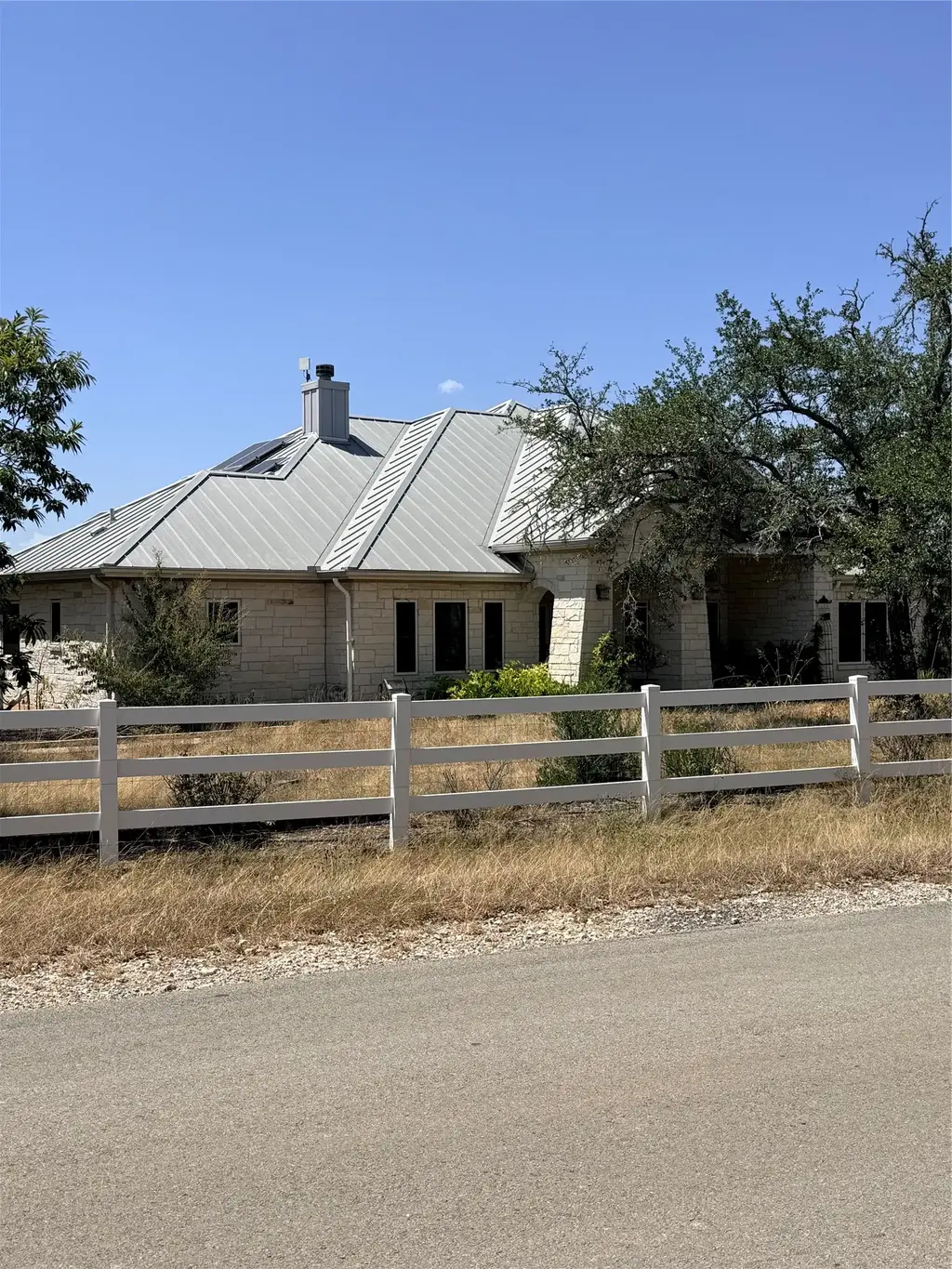 300 Medlin Creek Loop, Dripping Springs