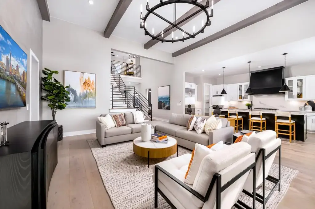 207 Lavaca Drive, Kyle