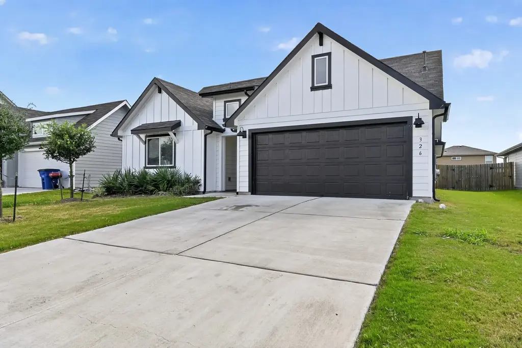 326 N Richland Drive, Lockhart
