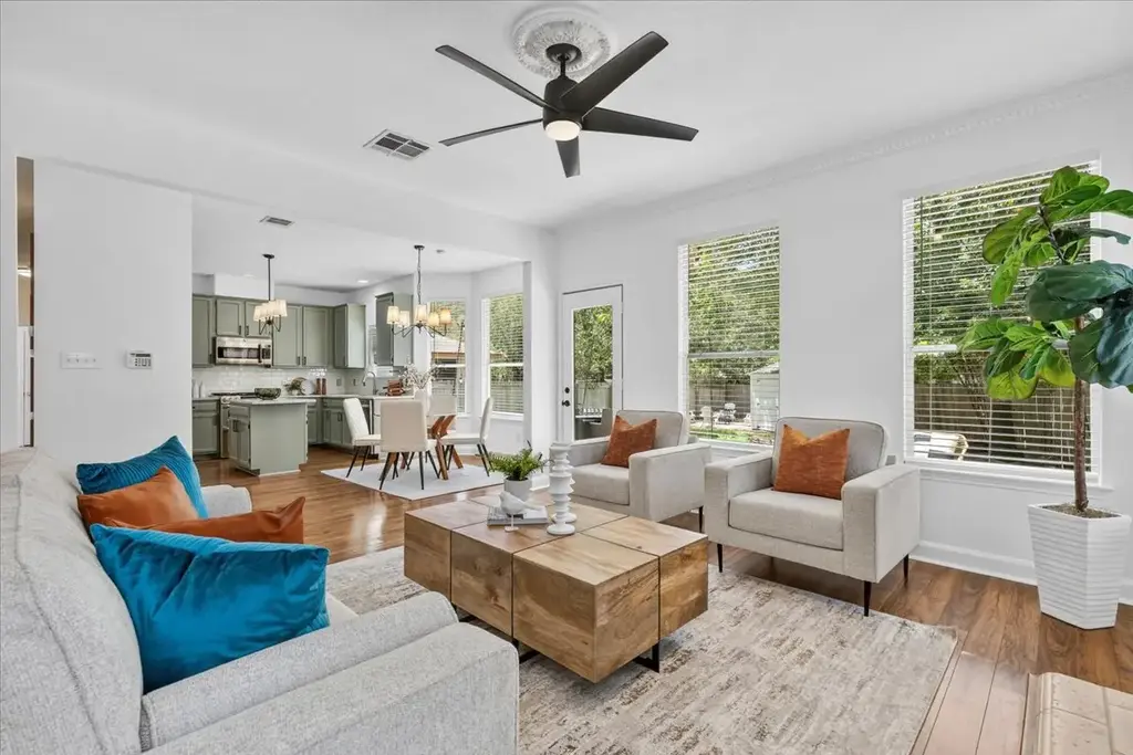 3321 Grasshopper Drive, Austin