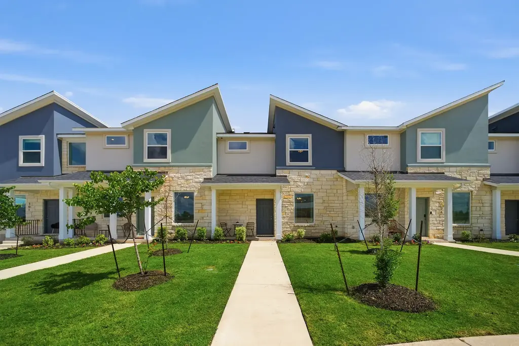 500 Municipal Drive 402, Leander