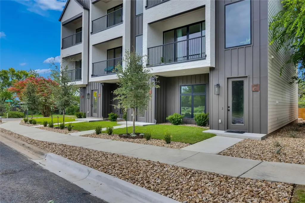 1937 E 38th 1/2 Street E B, Austin