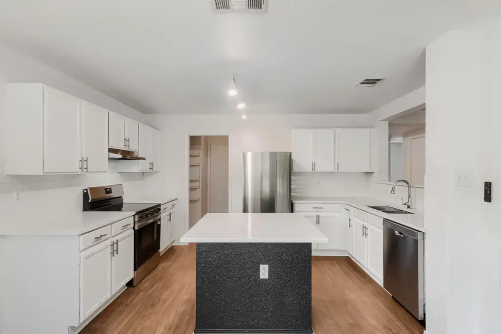 216 Capistrano Drive, San Marcos