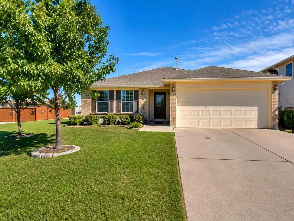 202 Tolcarne Drive, Hutto