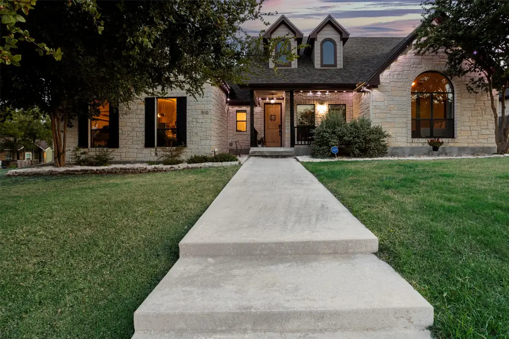 510 Woodland Park Drive, Marble Falls