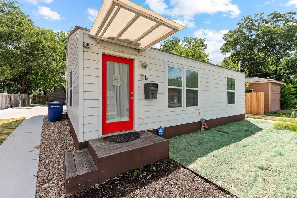1512 W Koenig Lane Lane, Austin