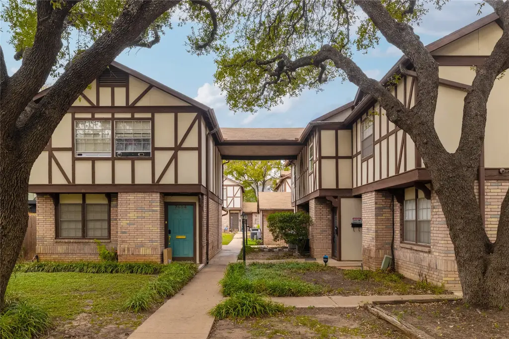 7406 Shadow Hill Drive 108, Austin