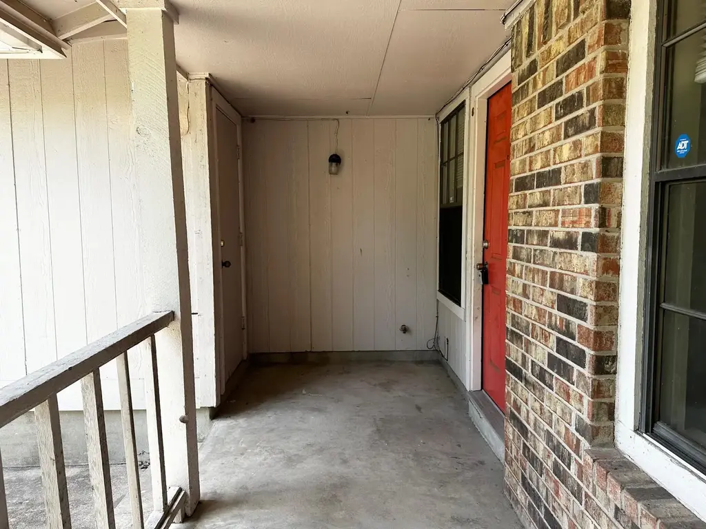 1102 Hickory Grove Drive A, Austin