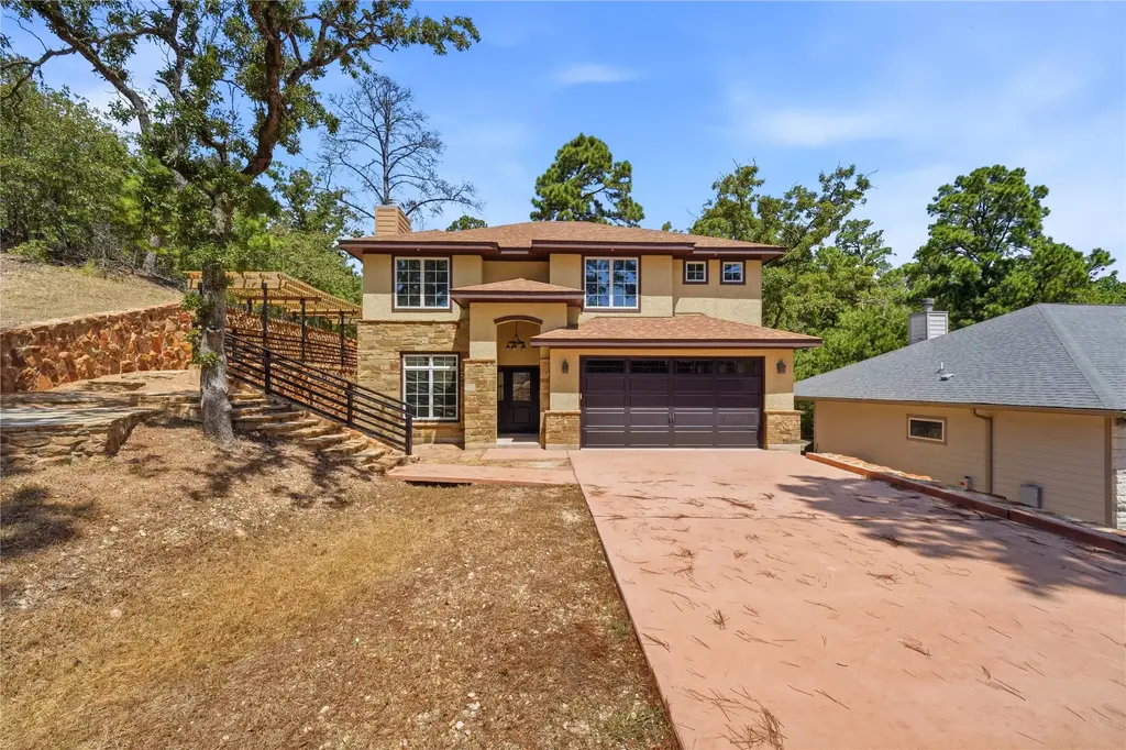 212 Makaha Drive, Bastrop