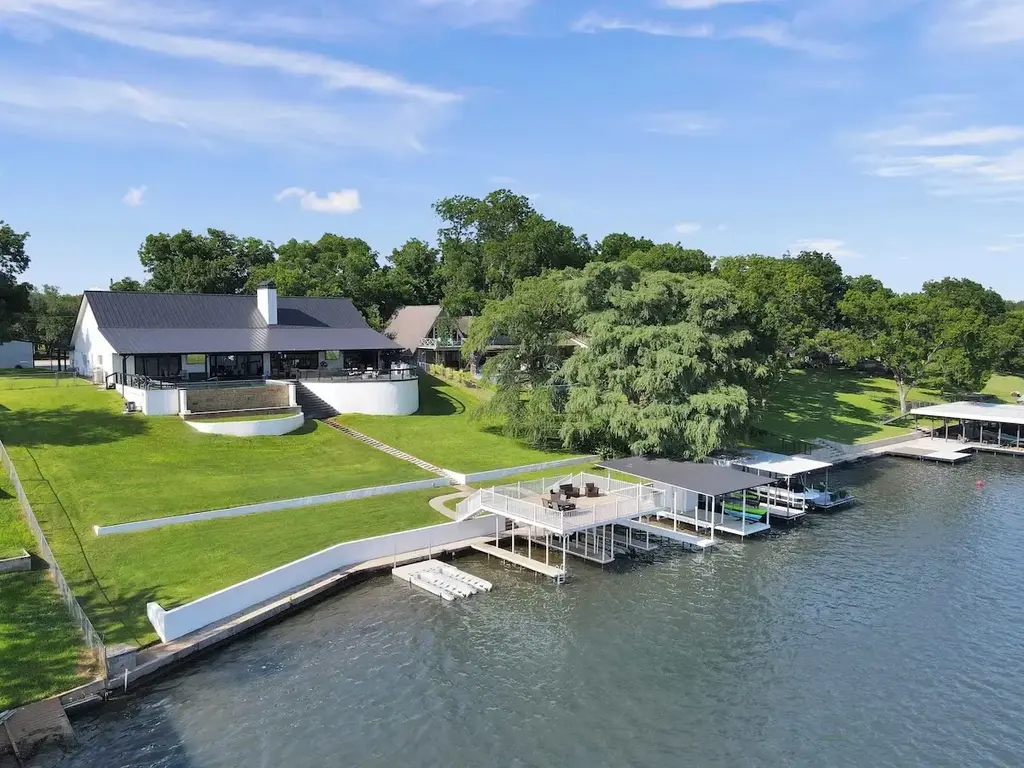 3120 River Oaks Drive, Kingsland