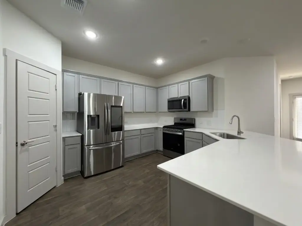 3001 Egan Drive, Pflugerville